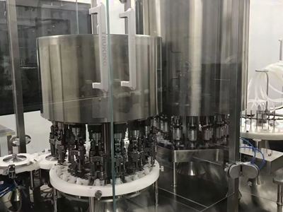 口服溶液生产线-旋盖